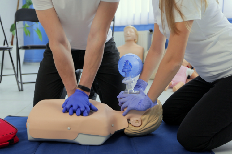 Medical staff training on CPR